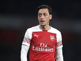 Mesut Ozil edging closer to Fe...